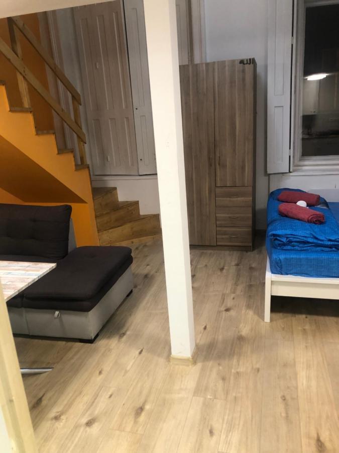 7Dab Rotten 4B3 Contactless Self Check-In Boedapest Buitenkant foto
